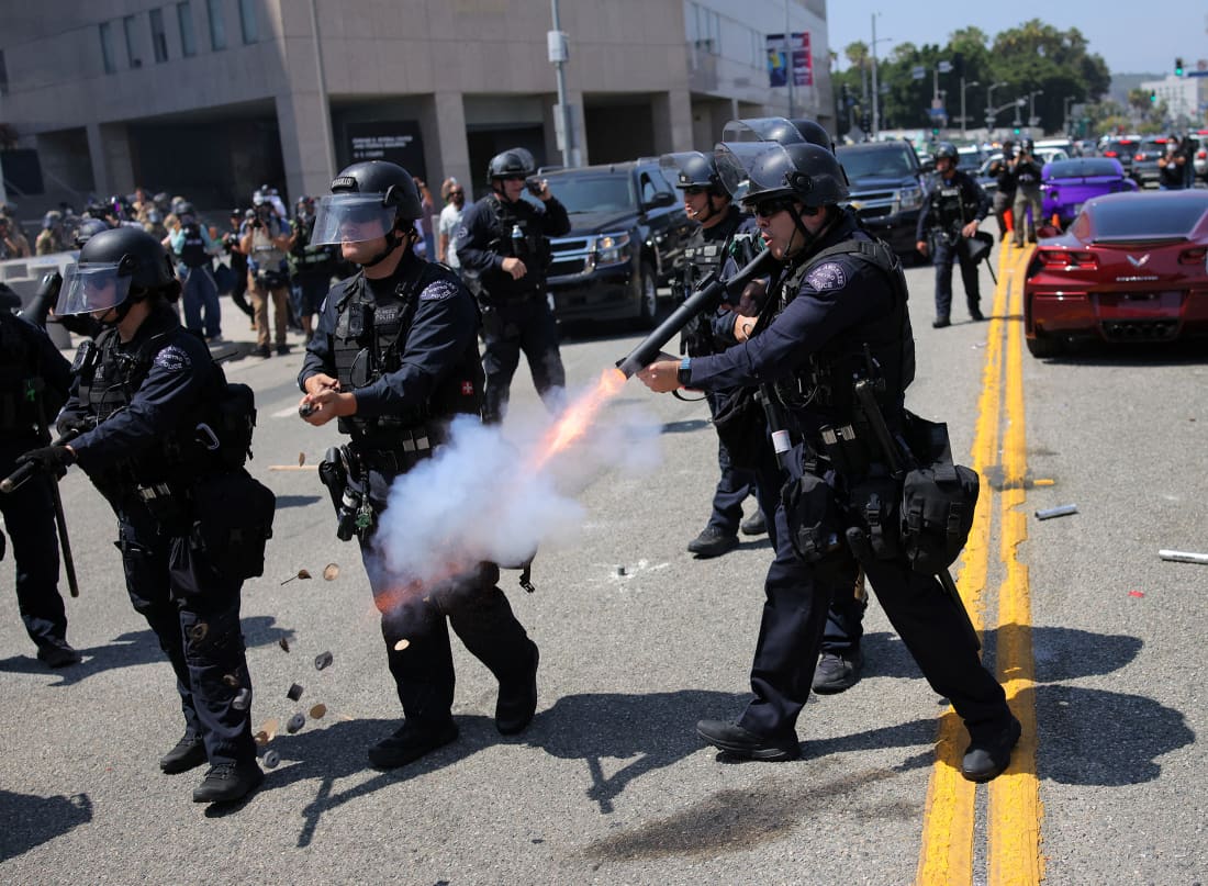 Protest following multiple detentions in downtown Los Angeles