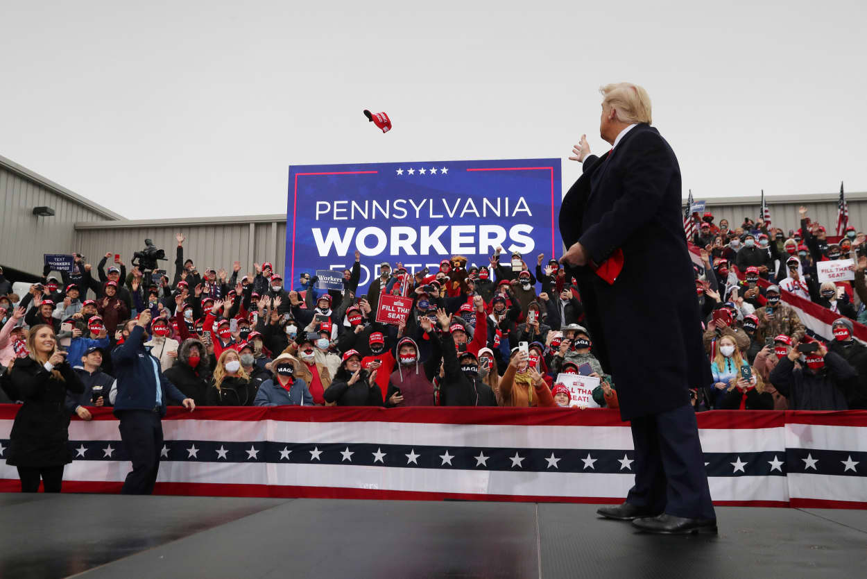Image: U.S. President Donald Trump holds a campaign event, in Allentown, Pennsylvania