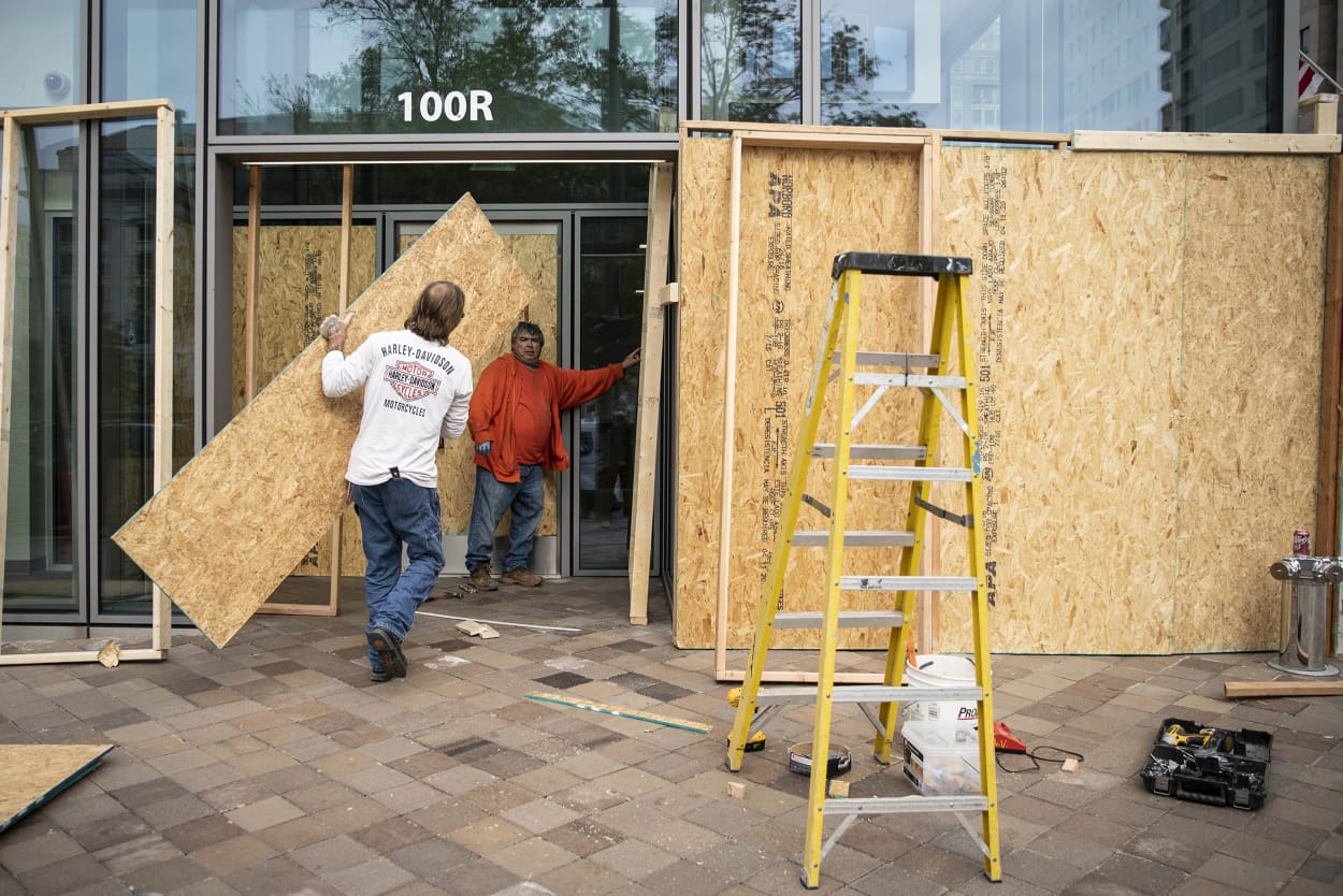 Image: Businesses Around White House In D.C. Board Up In Anticipation Of Election Night Unrest