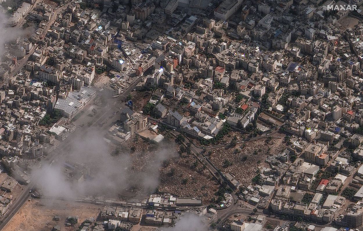 Satellite imagery of al-Ahli hospital in Gaza