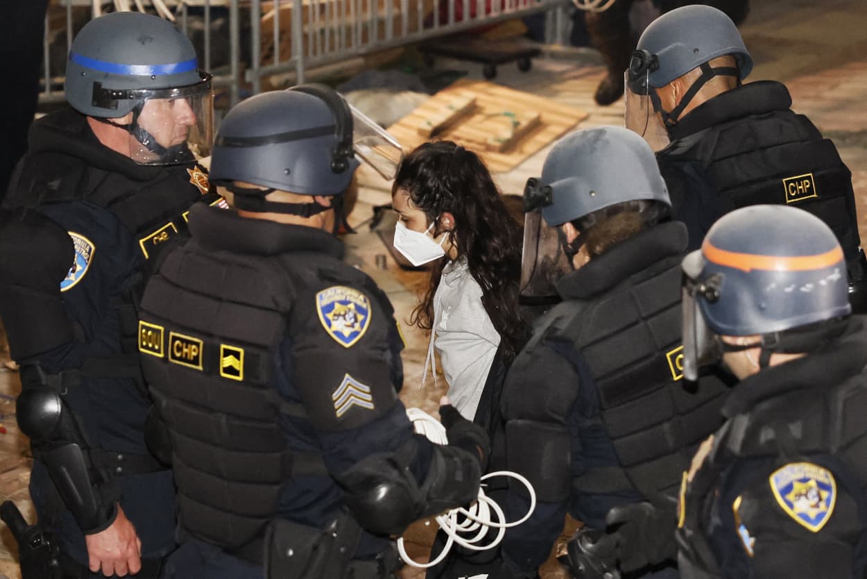 Police deployed a heavy presence on US university campuses on May 1 after forcibly clearing away some weeks-long protests against Israel's war with Hamas. Dozens of police cars patrolled at the University of California, Los Angeles campus in response to violent clashes overnight when counter-protesters attacked an encampment of pro-Palestinian students. 