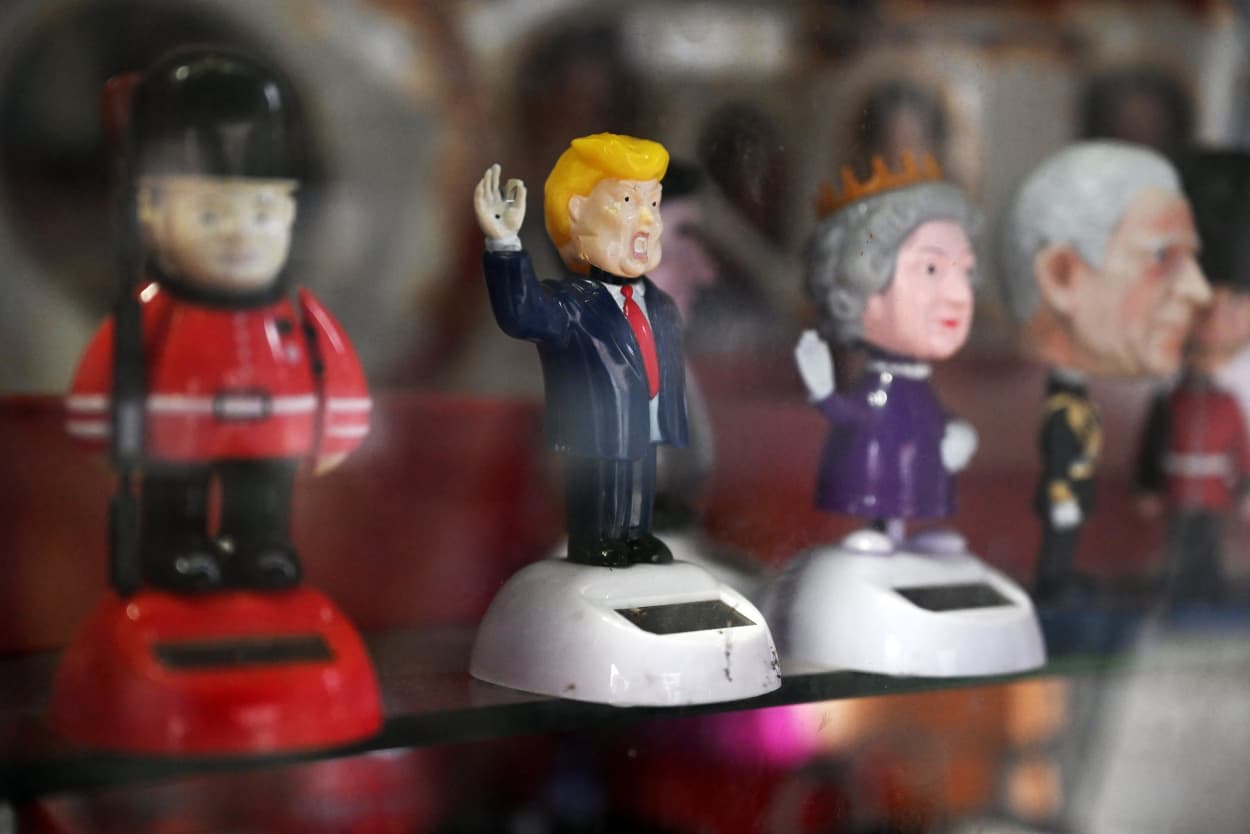 Trump souvenir London
