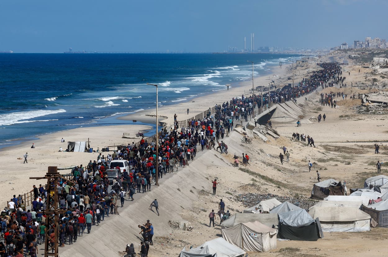 Ceasefire between Israel and Hamas goes into effect