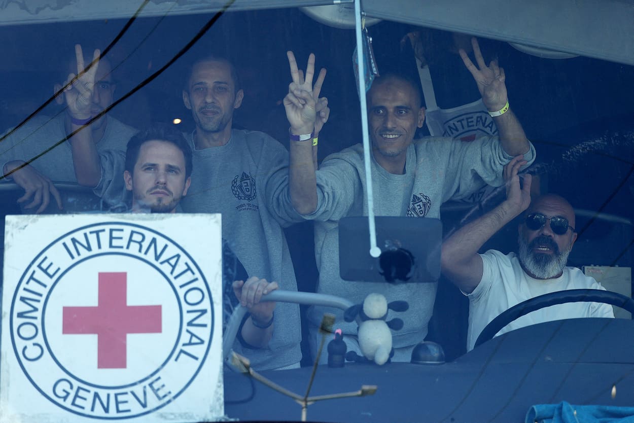 Image: PALESTINIAN-ISRAEL-CONFLICT-PRISONERS