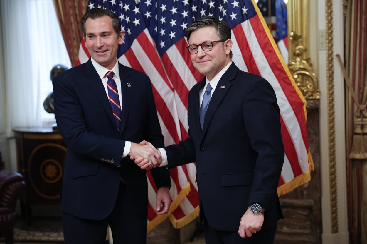 Image: Speaker Johnson Swears In Matt Van Epps As New GOP Representative Of Tennessee
