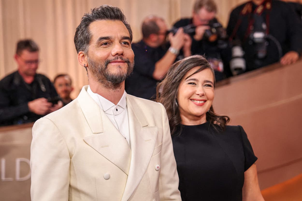 Wagner Moura and his wife, Sandra Delgado.