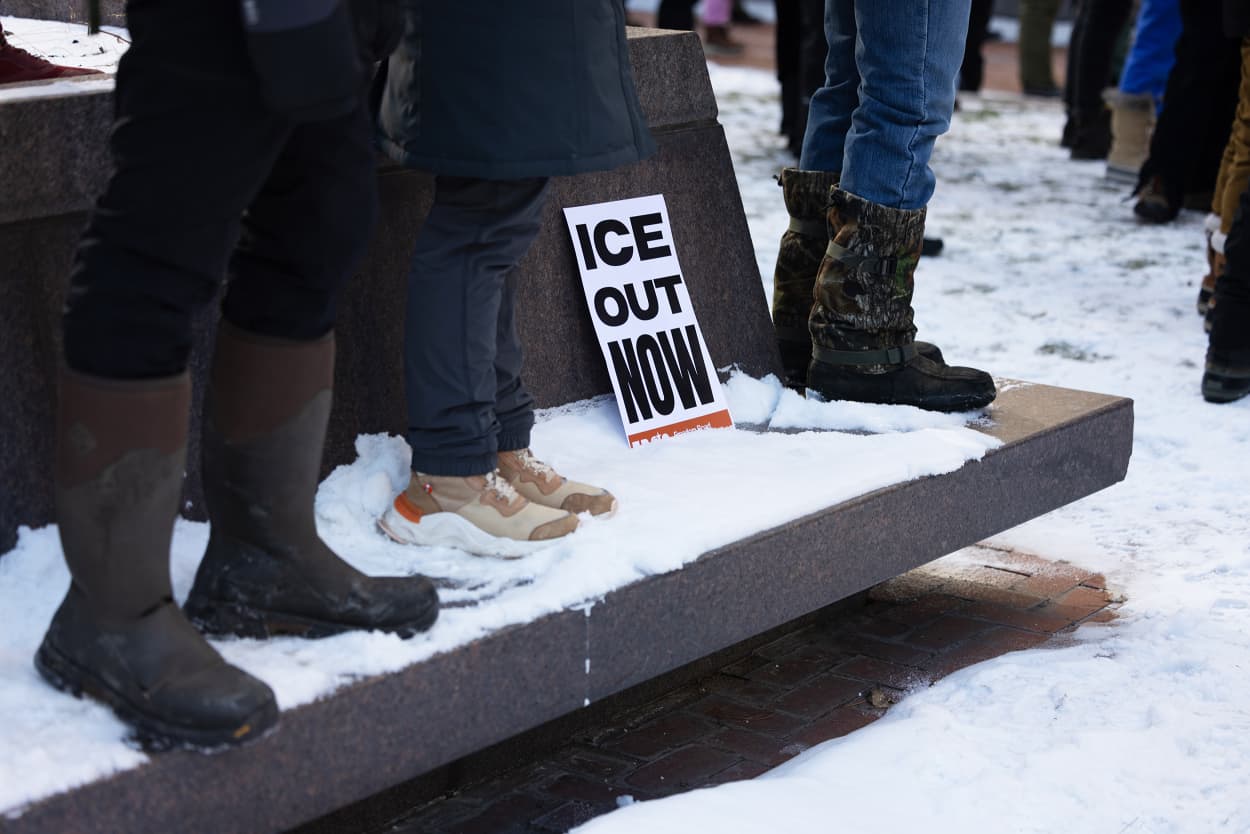 Protests and investigation continue after fatal ICE shooting in Minneapolis