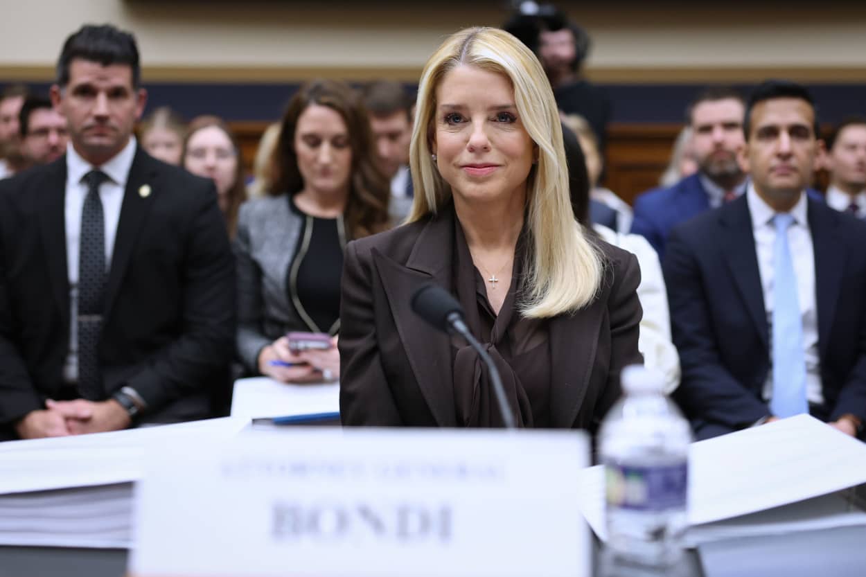 Pam Bondi
