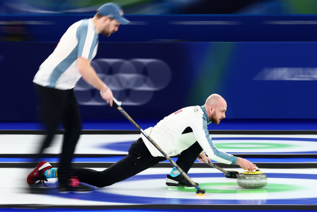 Image: Curling - Milano Cortina 2026 Winter Olympics: Day 7