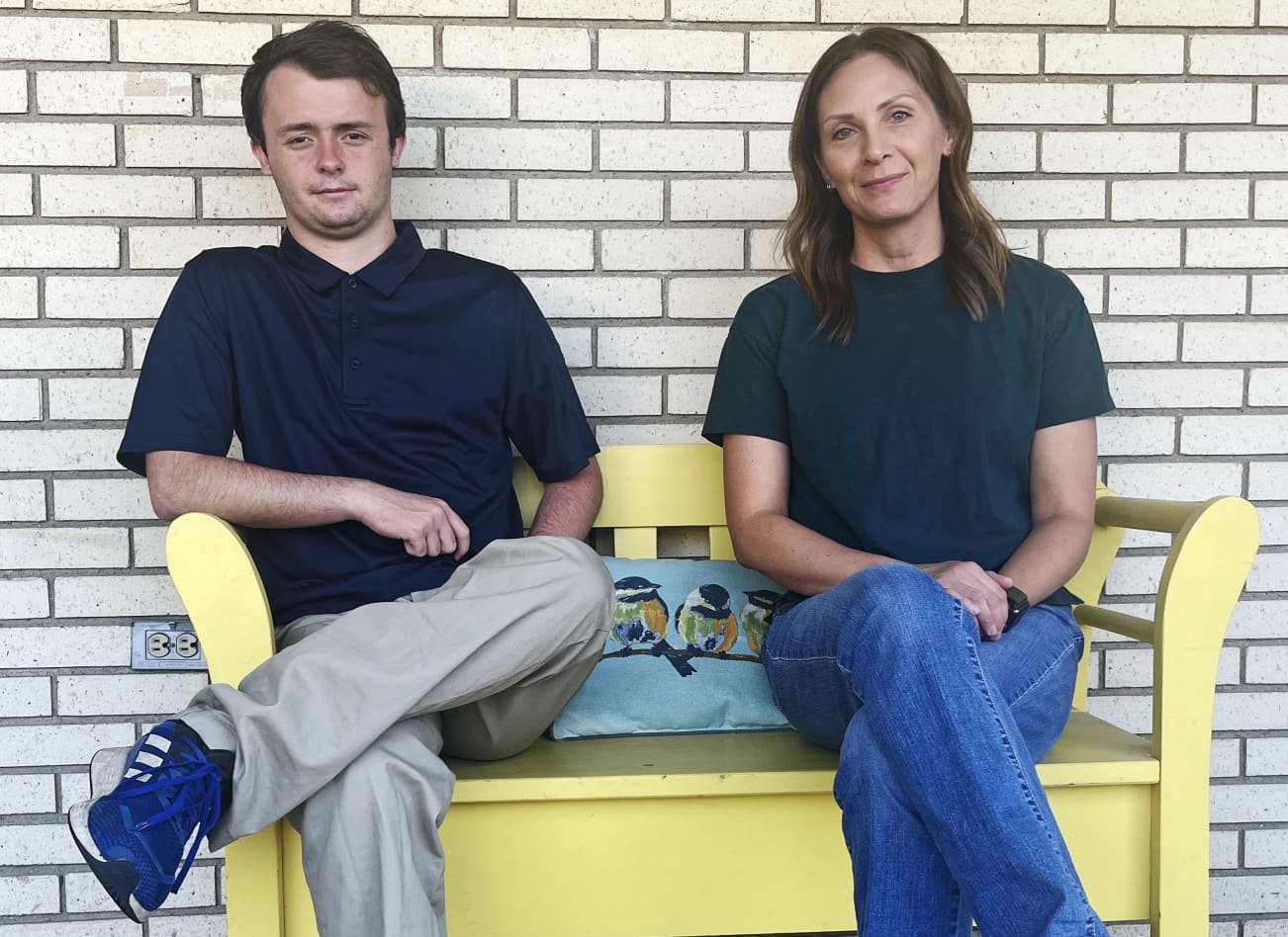 Issac Harris, 21, Robin Harris, 41.