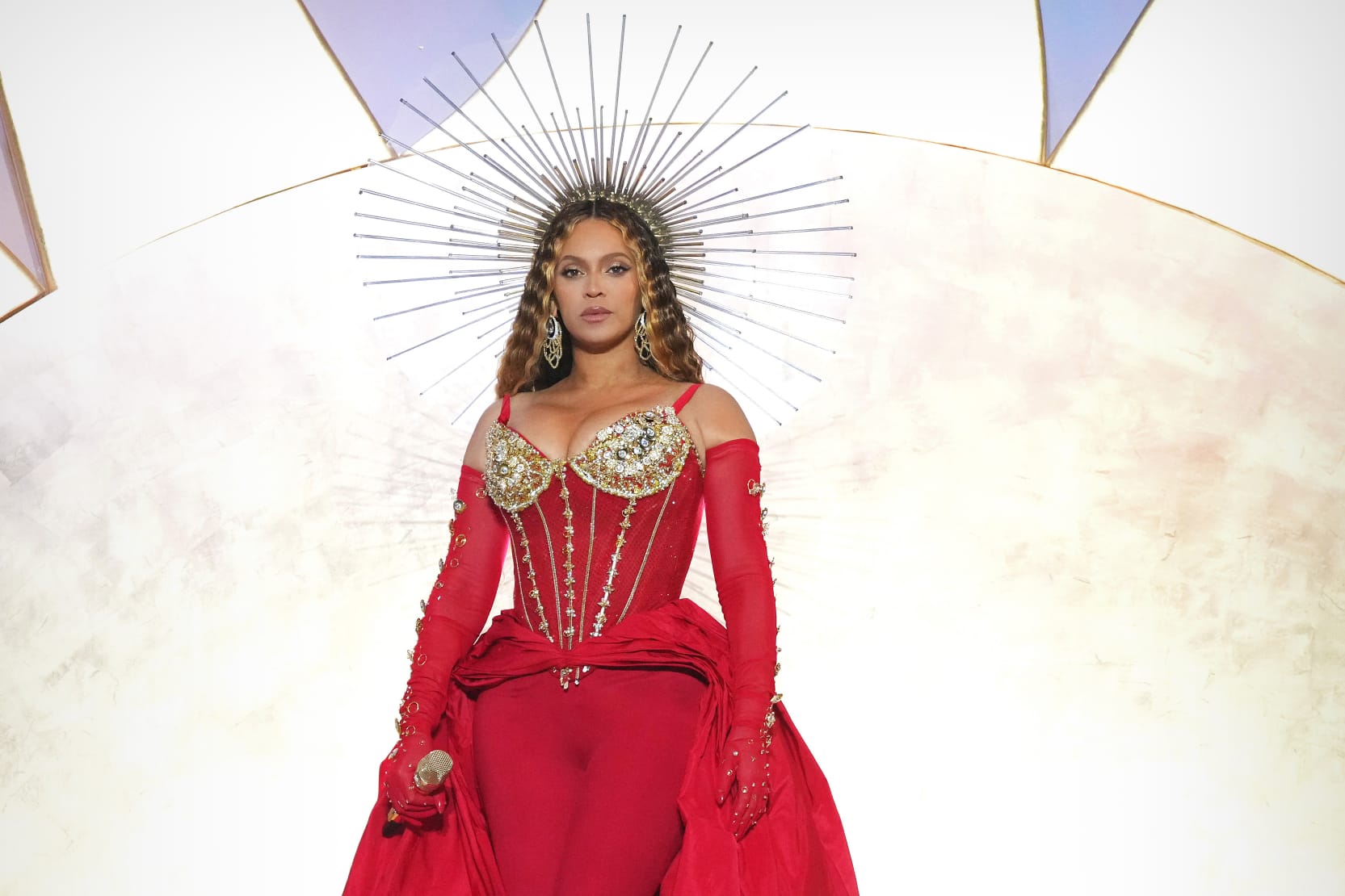 Atlantis The Royal Grand Reveal Weekend 2023 - Beyonce Performance