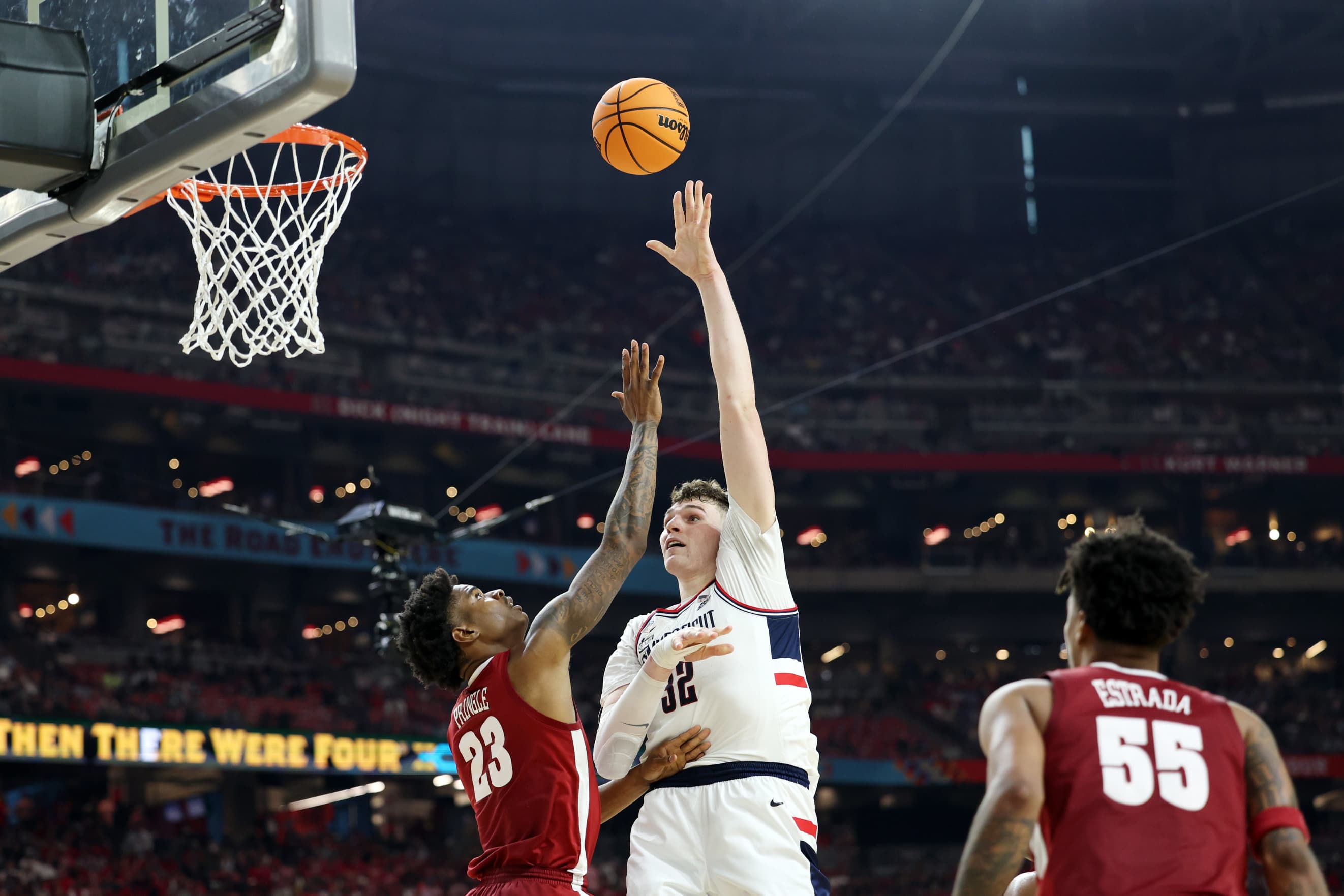 Image: Alabama v Connecticut