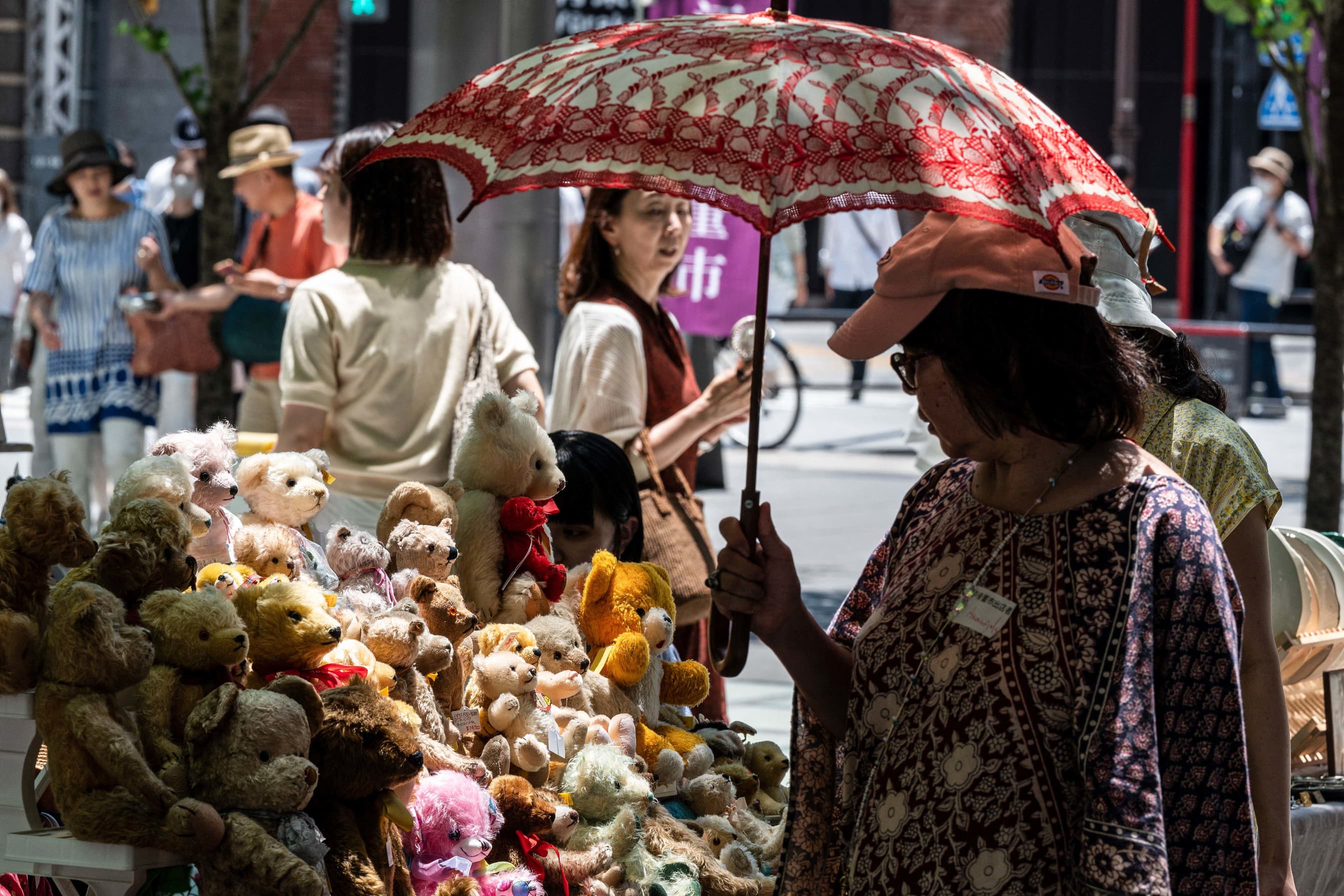 Scorching heat across the Northern Hemisphere threatened to break records and whip up wildfires on July 17 as the dire consequences of global warming take shape. Japan's national broadcaster warned viewers that the heat was at life-threatening levels, as temperatures soared to nearly 40 C (104 F) in some places, including the capital Tokyo. 