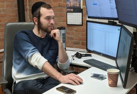 Volvi Einhorn at work in Brooklyn.