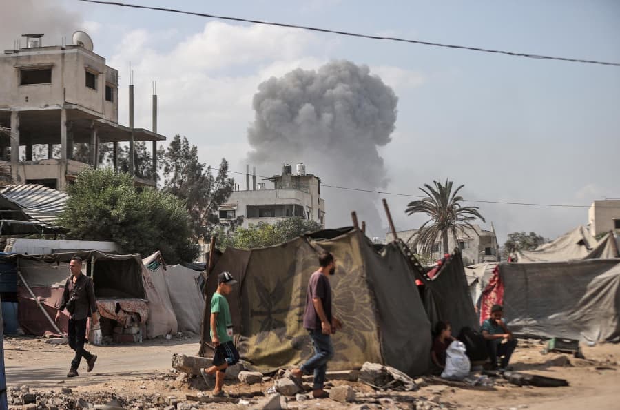 Israeli attacks on Gaza continue