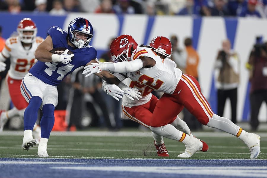 Chiefs Giants Football