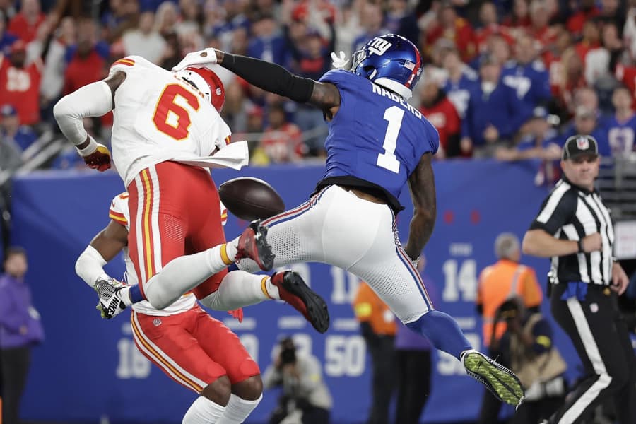 Chiefs Giants Football