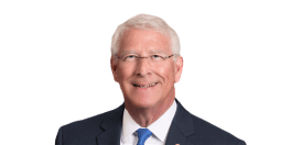 Portrait photo of Roger Wicker