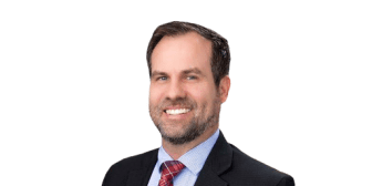 Portrait photo of Warren Petersen