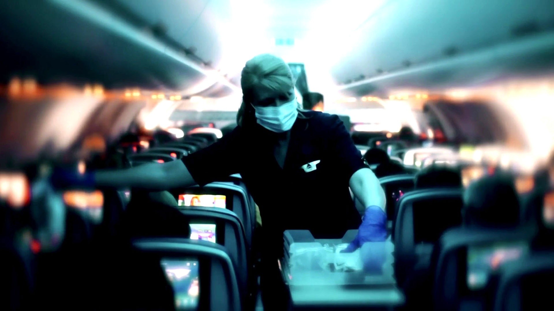 майкл дэвид розенберг. He is the passenger. He is the passenger. фотосессия с самолетом. путешествие на самолете.