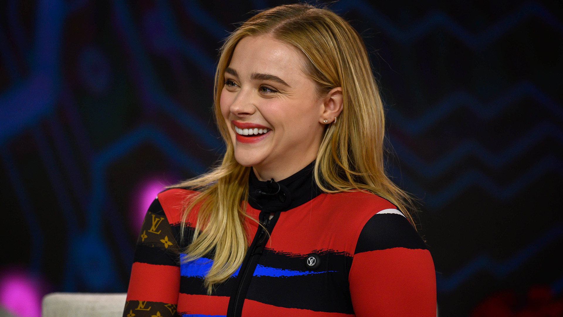 Chloë Grace Moretz procura uma chance em Mother/Android