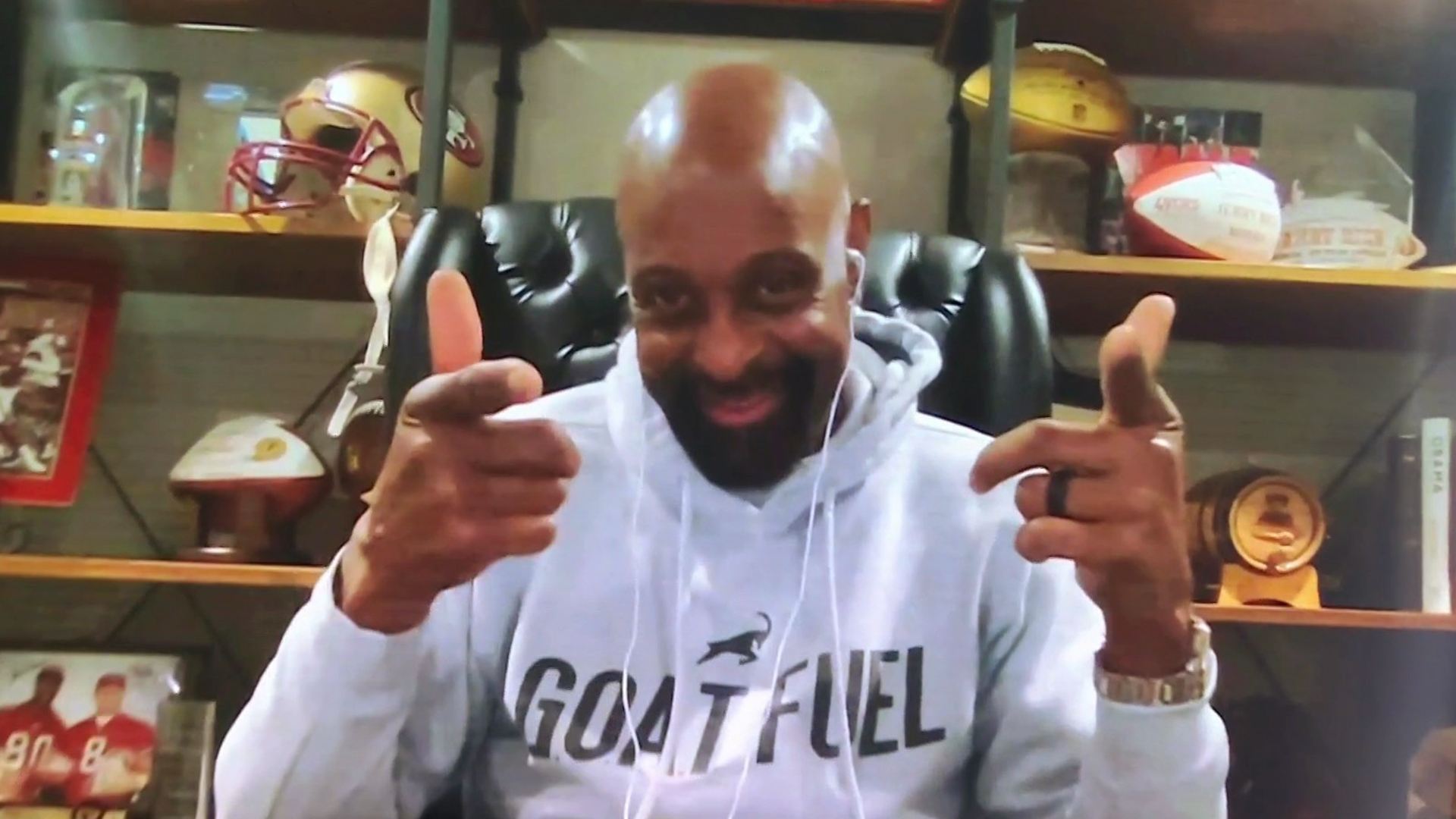 NFL World Reacts To Saturday's Jerry Rice Announcement - The Spun