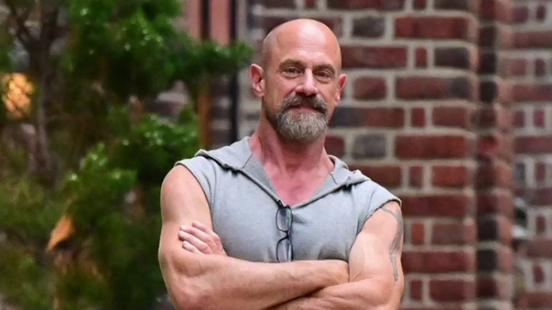 ‘Zaddy’ Christopher Meloni opens up about working out in the nude