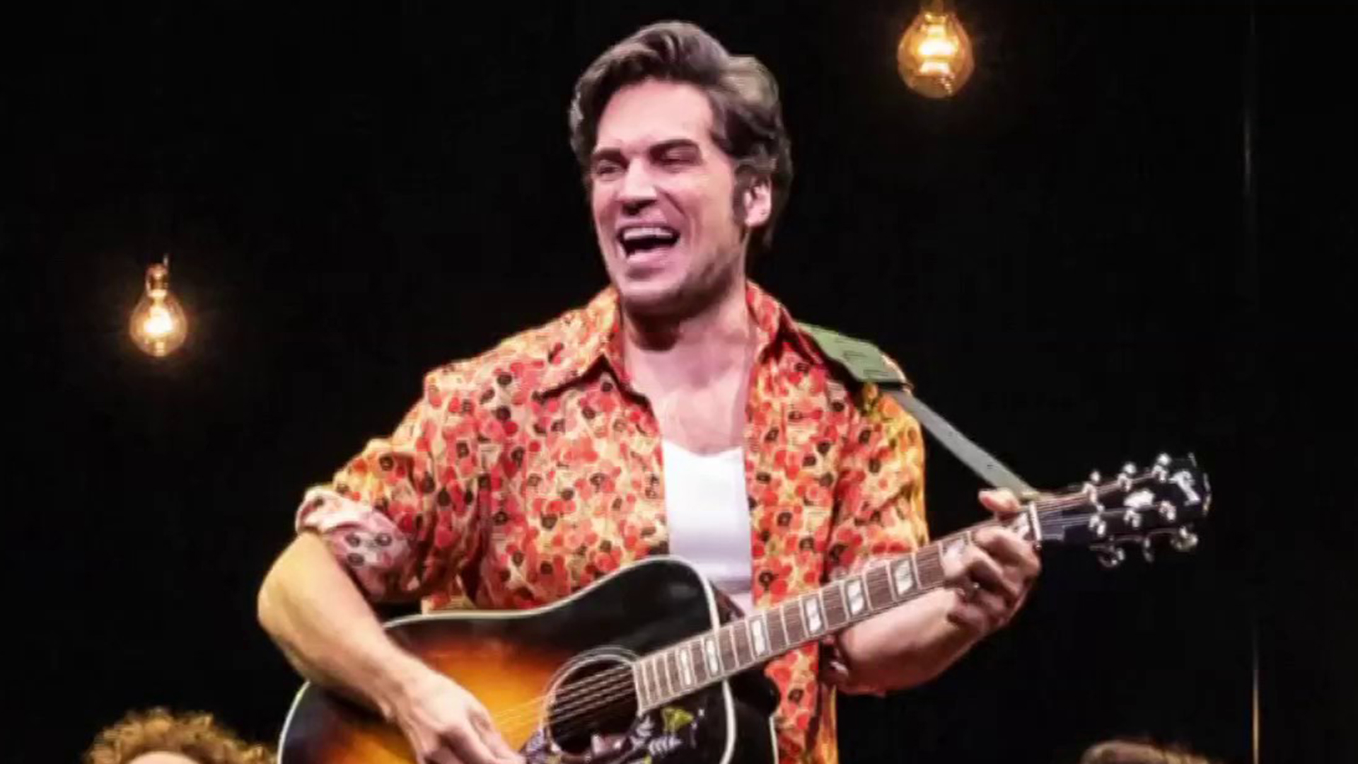 Photos: Neil Diamond Performs and Meets With the Cast at Opening Night of A  BEAUTIFUL NOISE