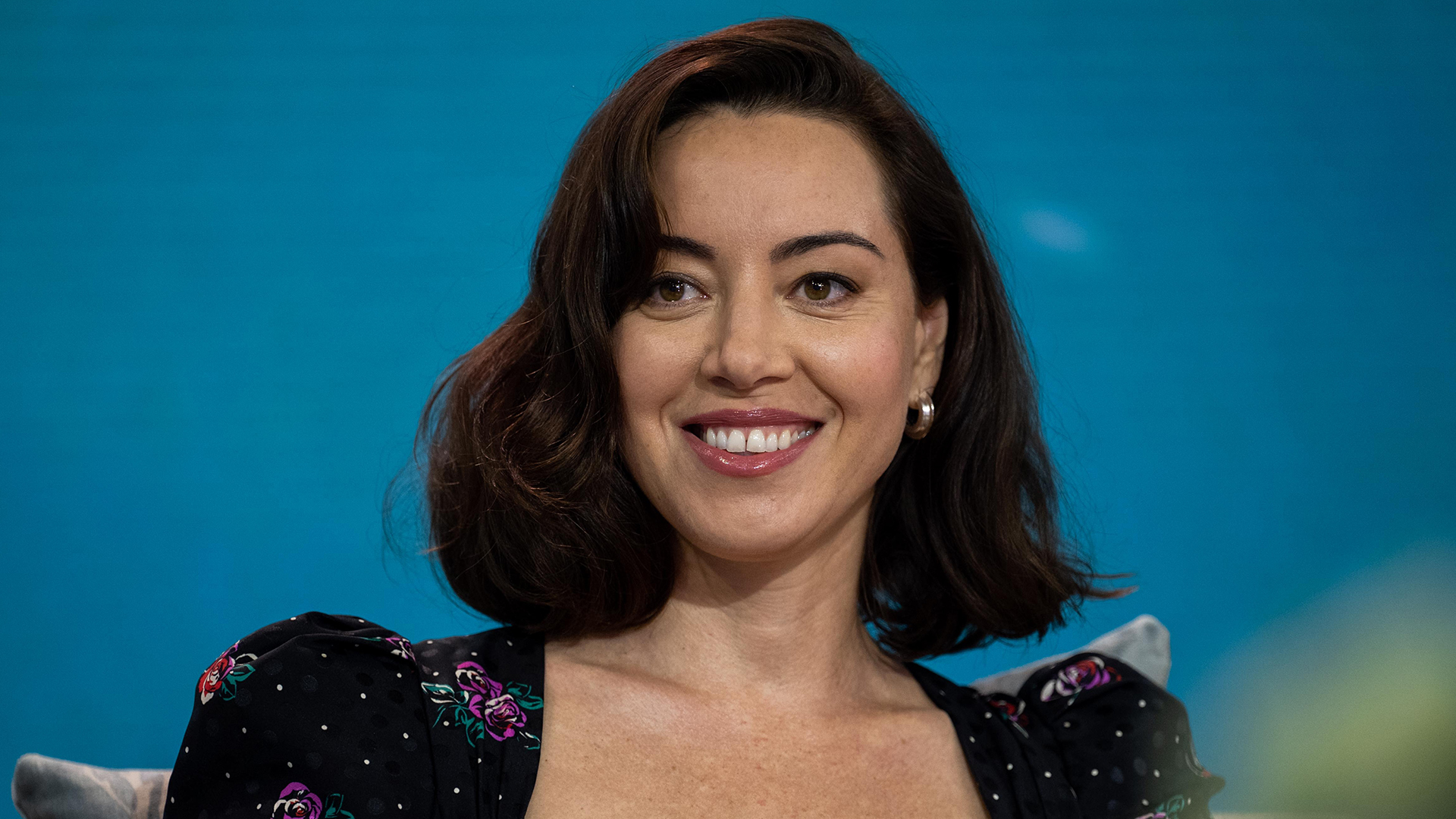 Here's What We Know About Aubrey Plaza Joining 'The White Lotus