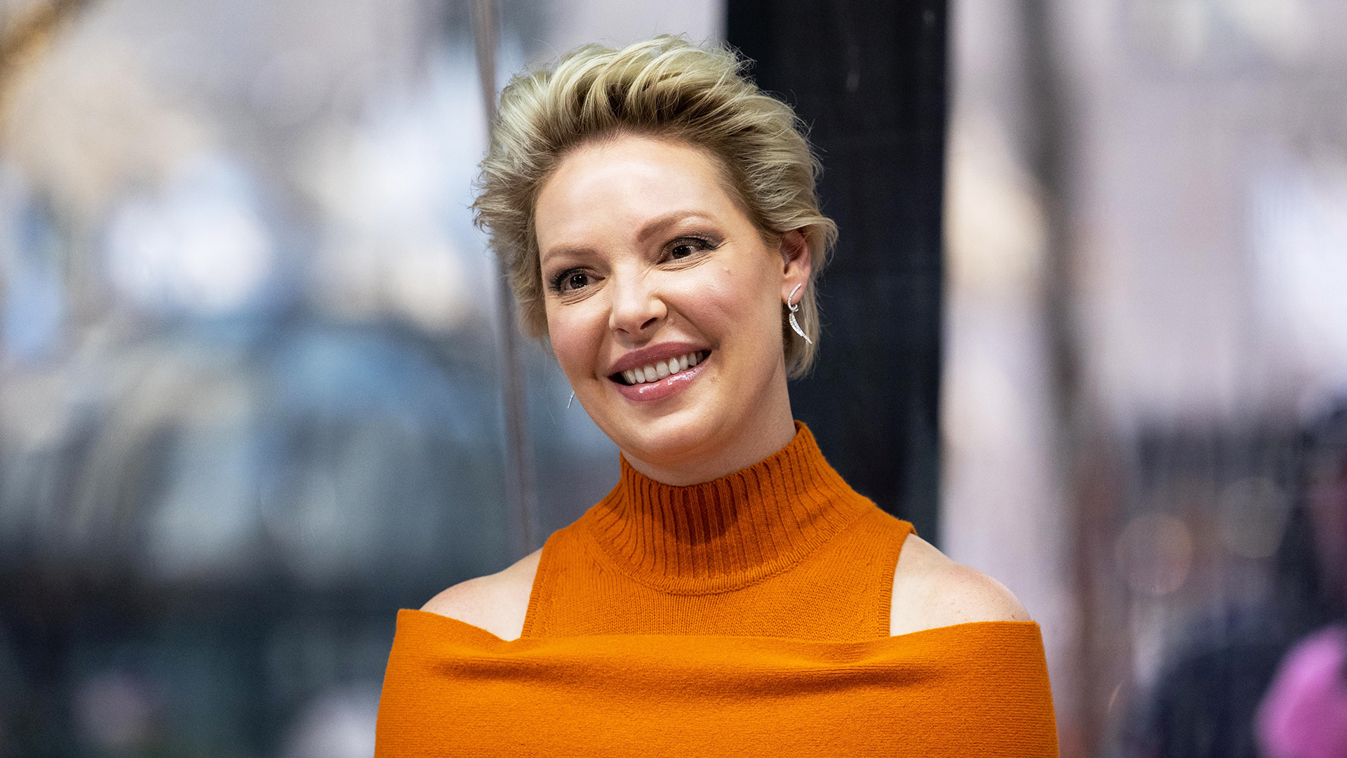 Katherine Heigl Dons 'Firefly Lane' Colors to 'The View' in Red