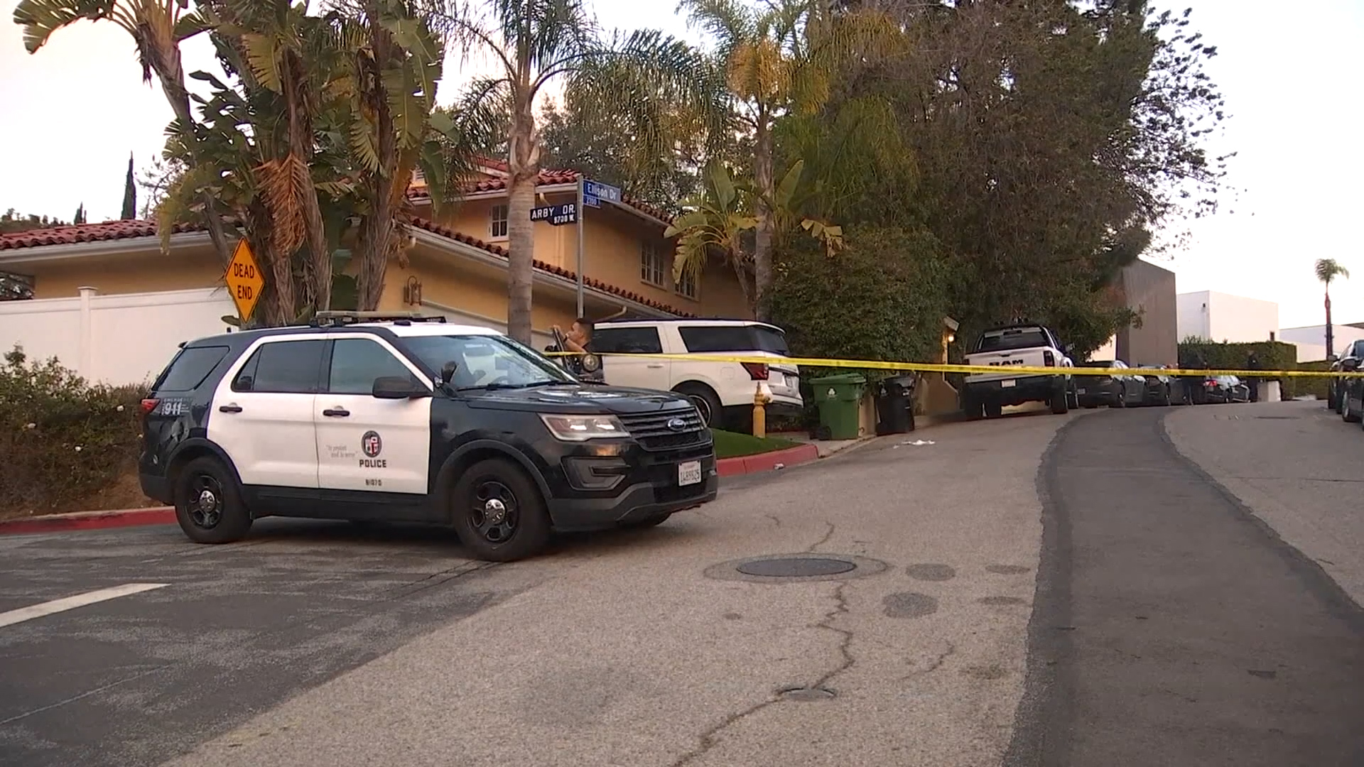 At Least 3 Dead, 4 Injured In Shooting At Home In L.A.’s Beverly Crest Area