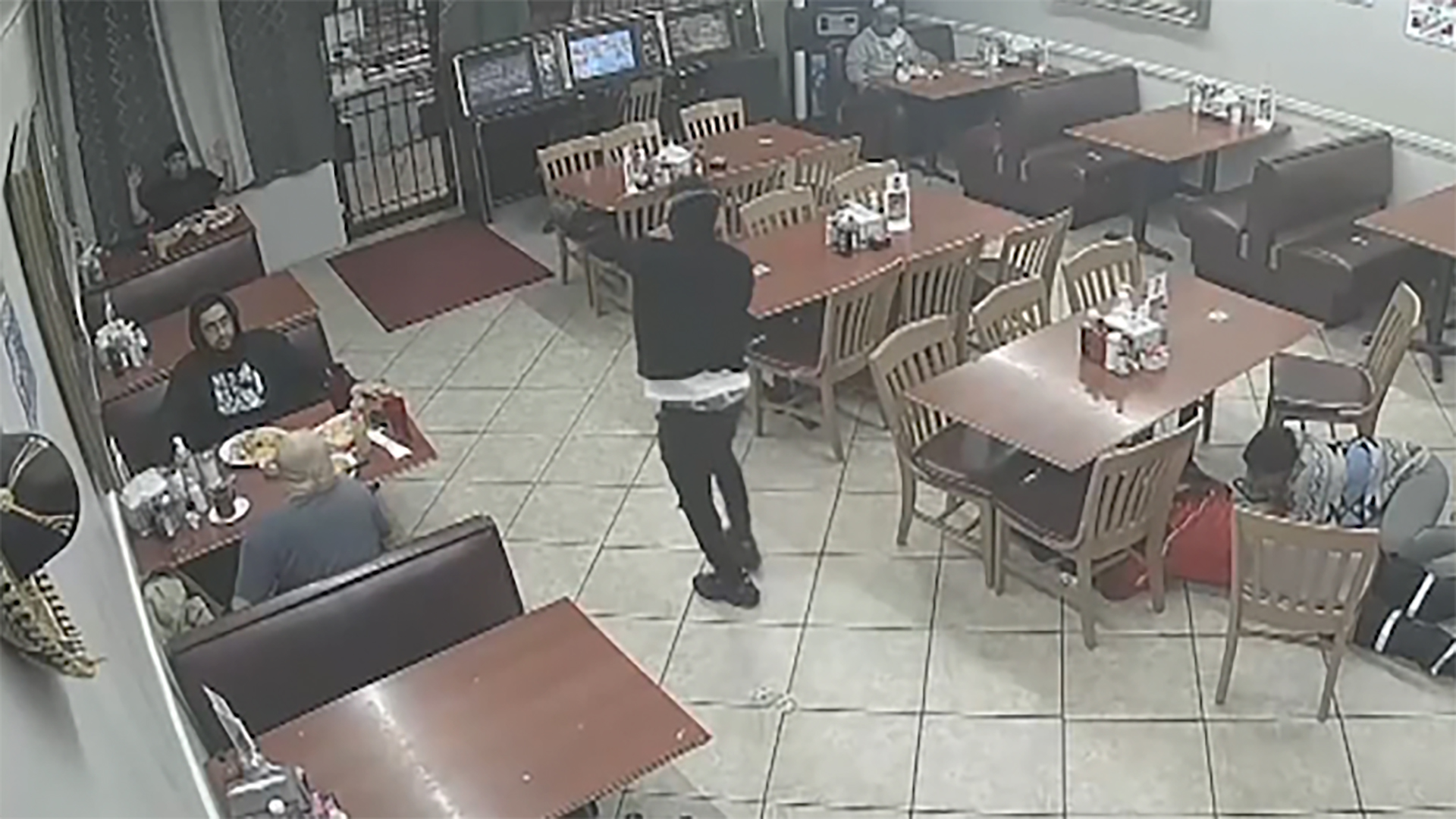 Police searching for man caught on video who shot robber at Houston