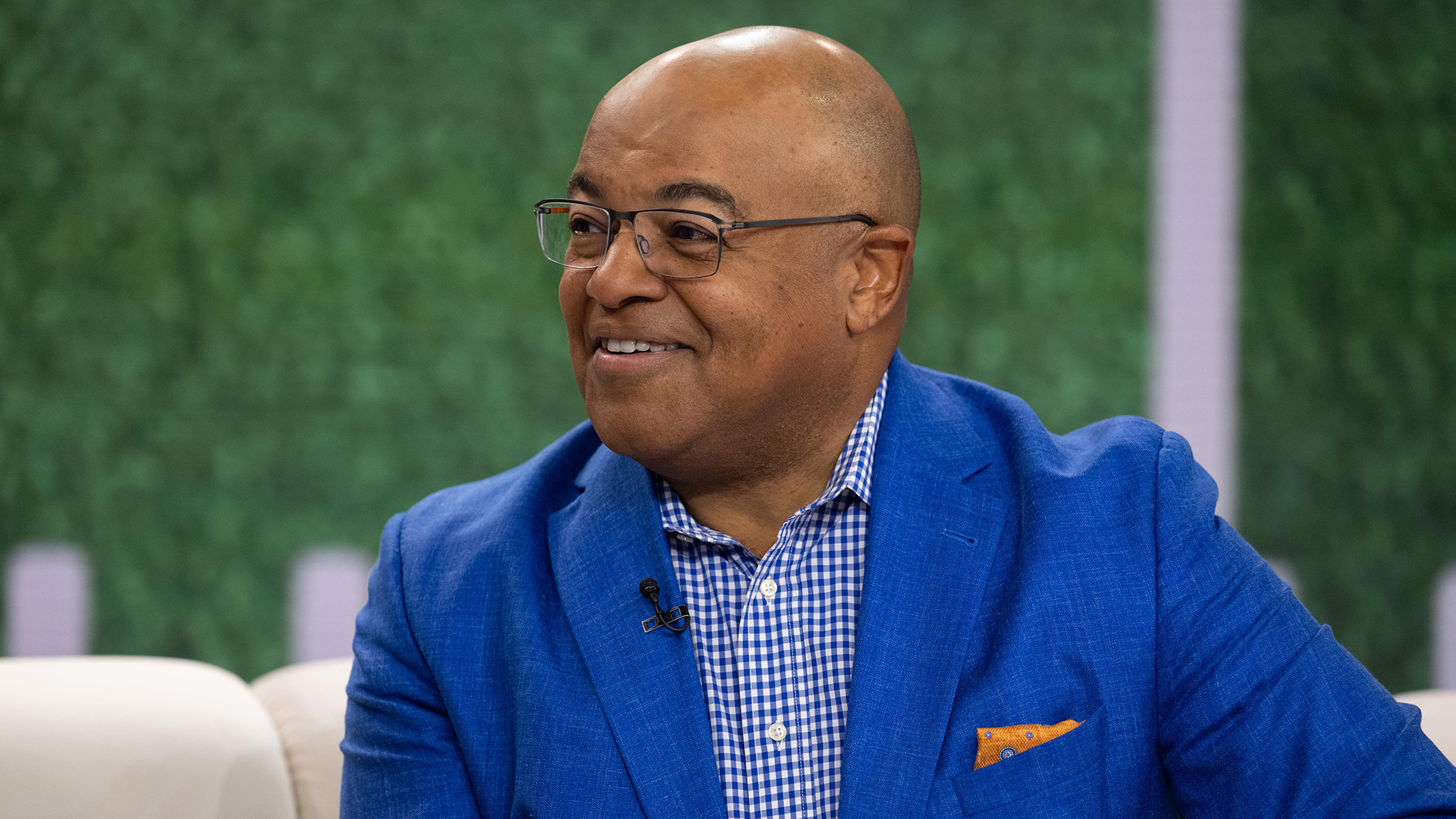 Mike Tirico Shares Story Behind Lions Viral Sunday Night Football Intros