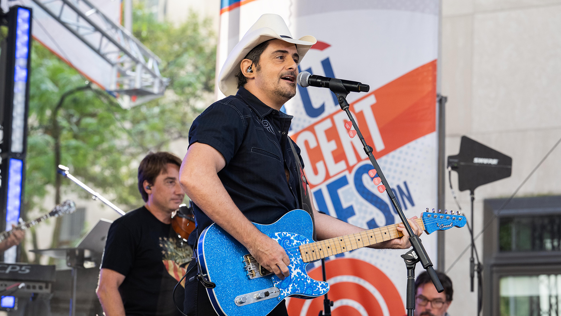 Brad Paisley performs 'Water' live on TODAY Brad Paisley performs 'Water' live on TODAY
