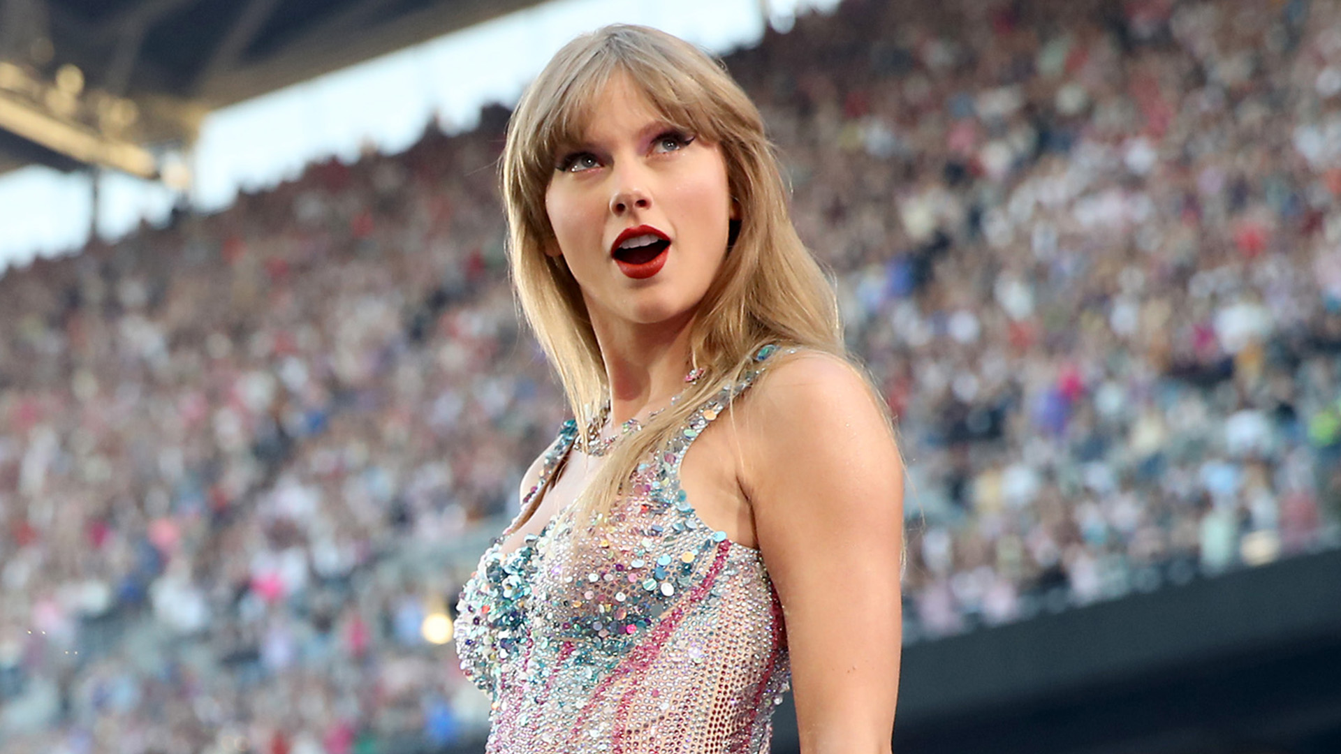 Taylor Swift Celebrates Wrapping 3 Australia Shows
