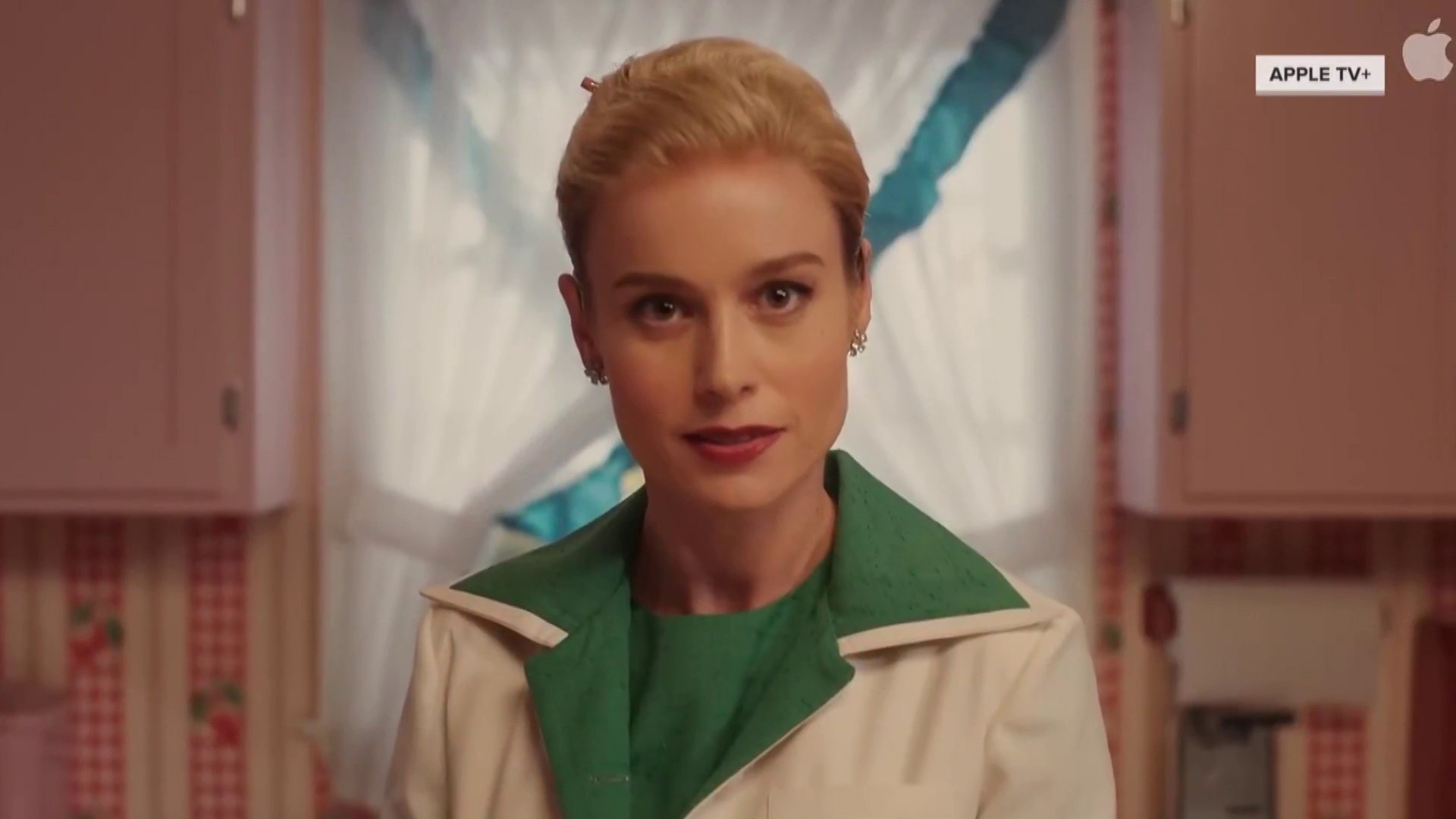 'Lessons in Chemistry': Get a first look at new Apple TV+ series