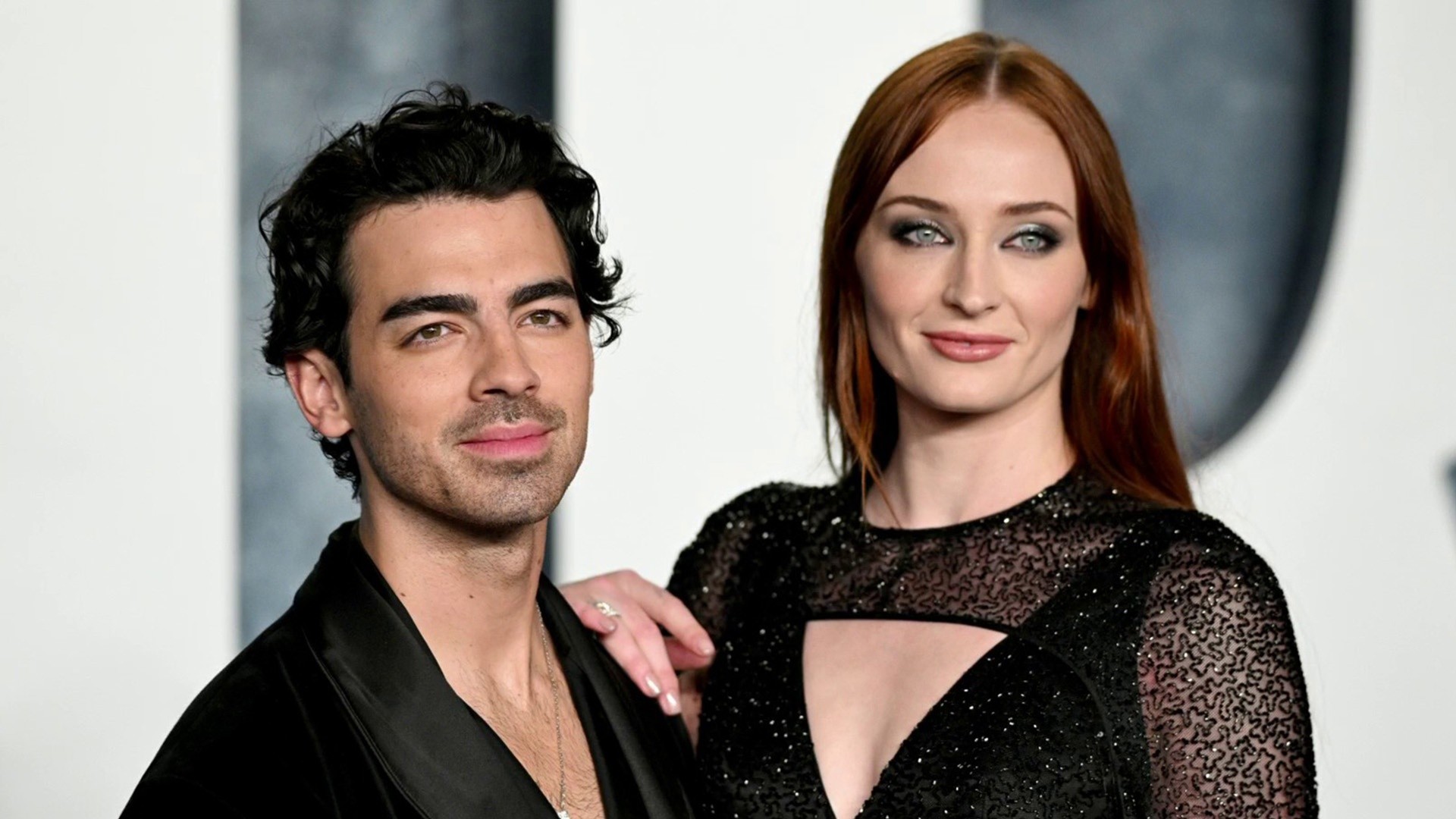 Joe Jonas and Sophie Turner agree to temporarily keep kids in NY