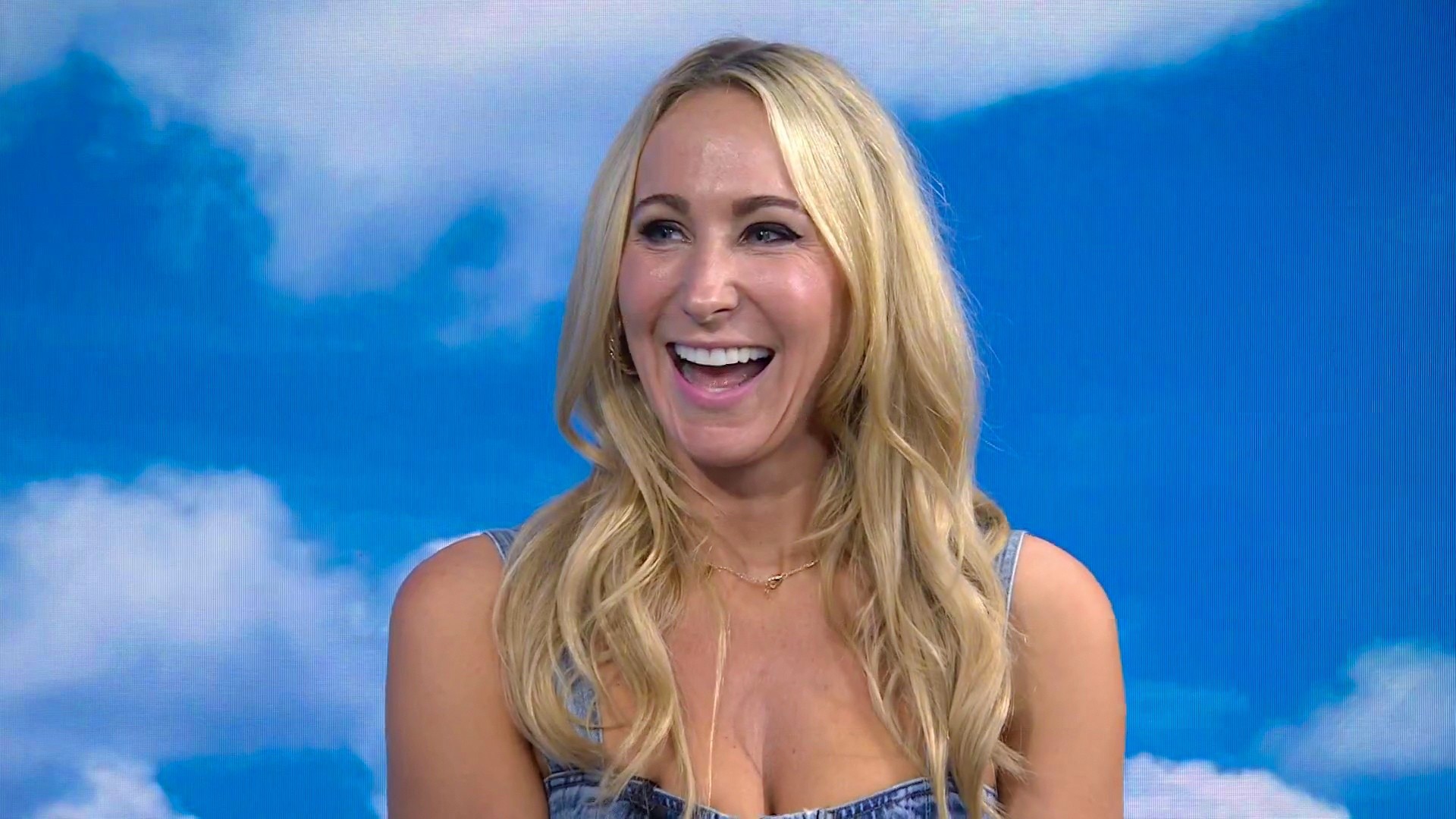Nikki glaser naked