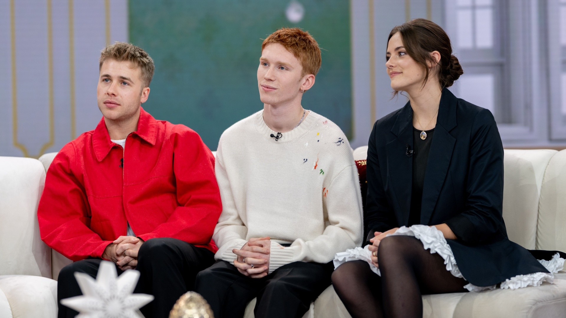 Young stars of 'The Crown' on embodying royals: 'It's a lot'