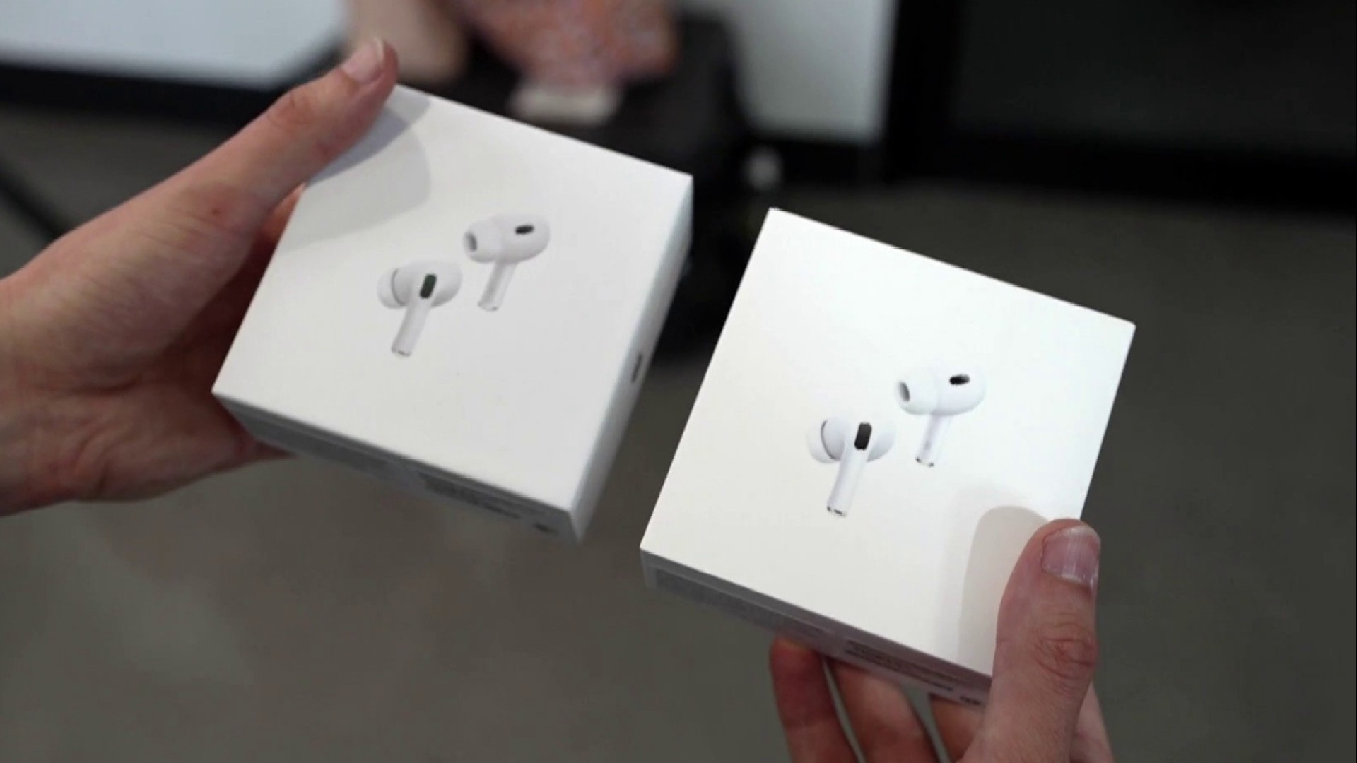 How to avoid counterfeit electronics when shopping for holiday gifts