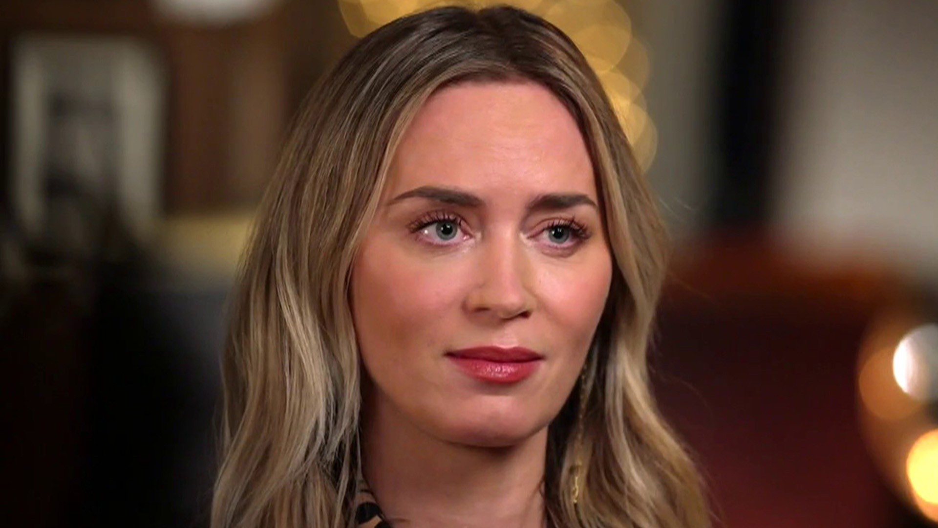 Emily Blunt says she's part of an 'Oppenhomies' group chat