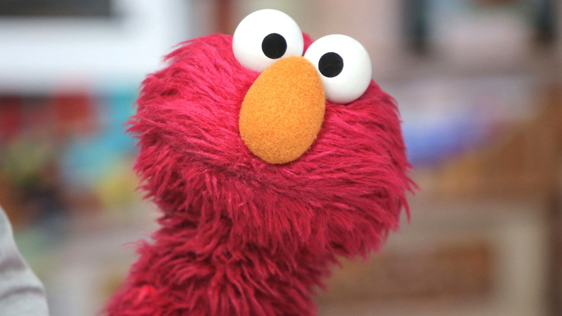 Elmo asks how everyone is doing and the internet trauma-dumped