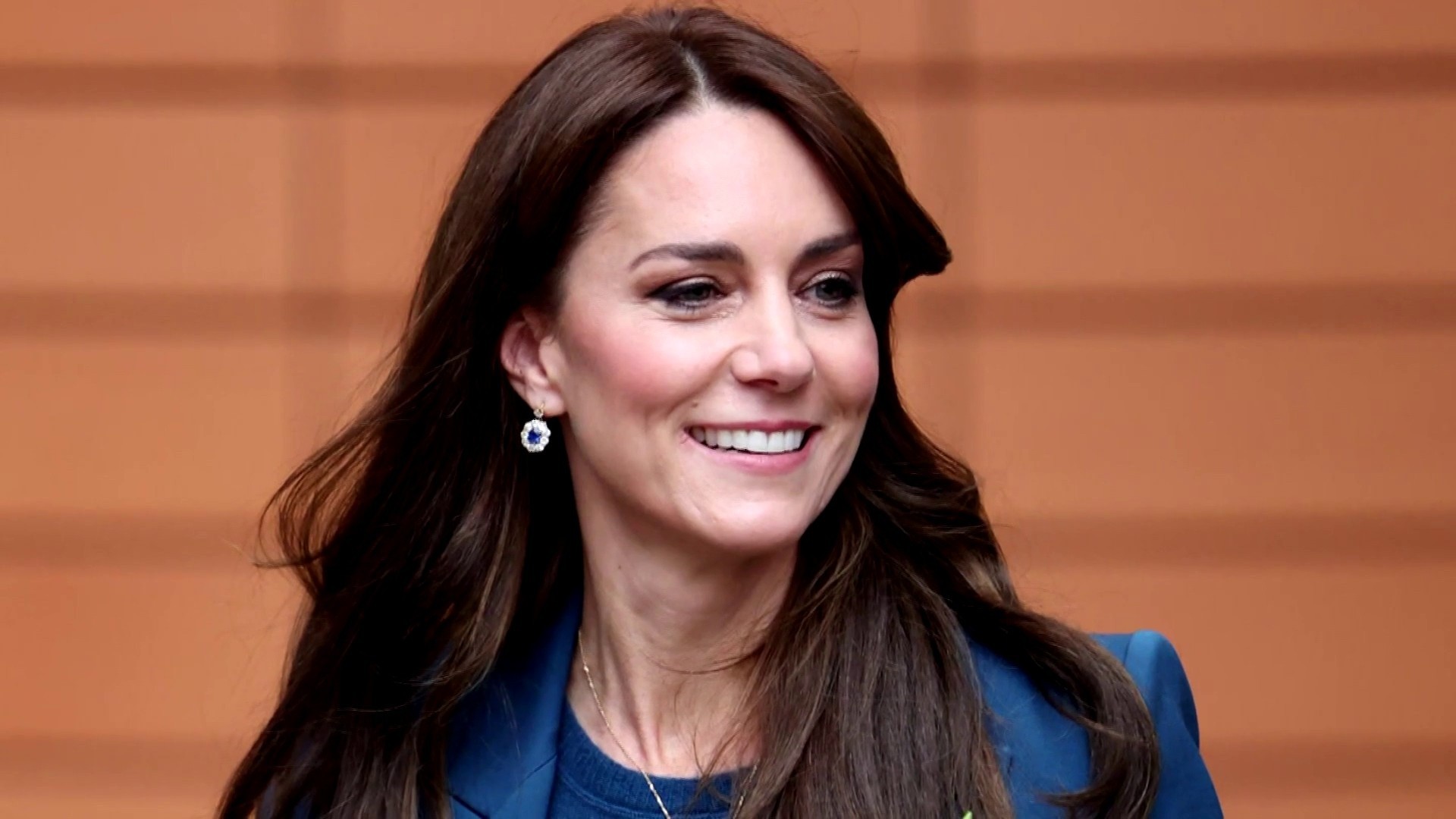 Kensington Palace refuses to release original photo Kate edited