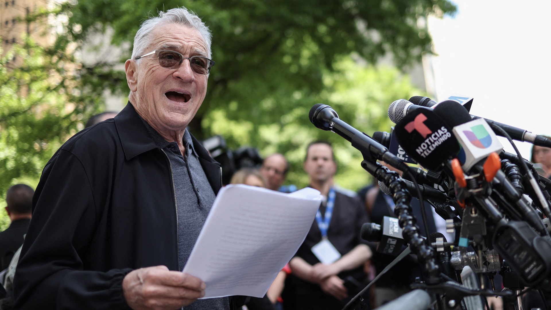 Robert De Niro Calls Trump A 'clown' Outside The Hush Money Trial ...