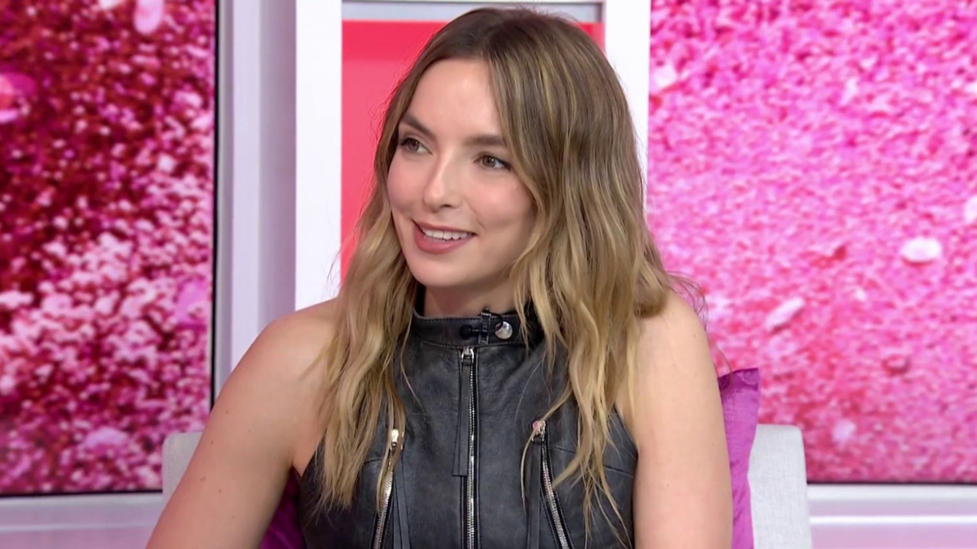 Jodie Comer talks new movie 'The Bikeriders,' early days of acting