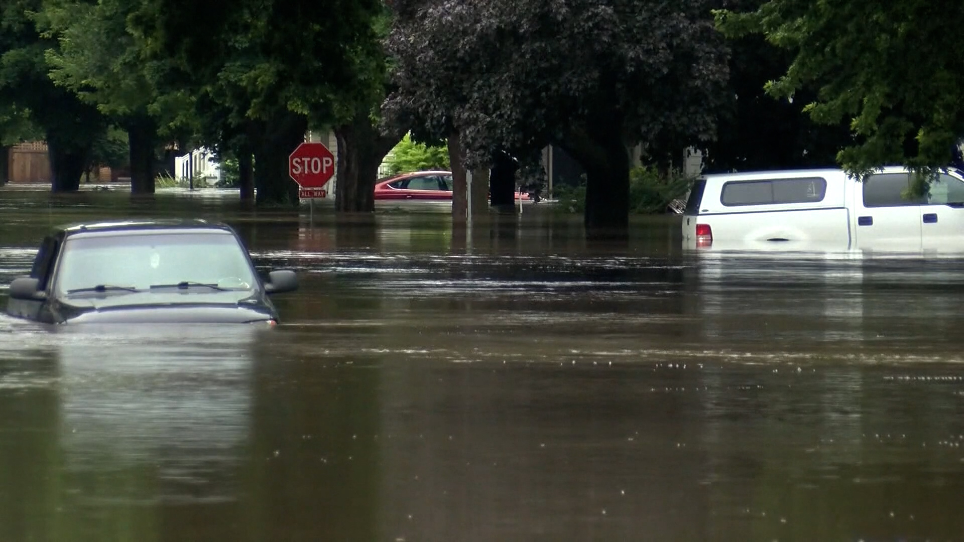 At least 1 person is dead due to flooding near iowa south dakota border
