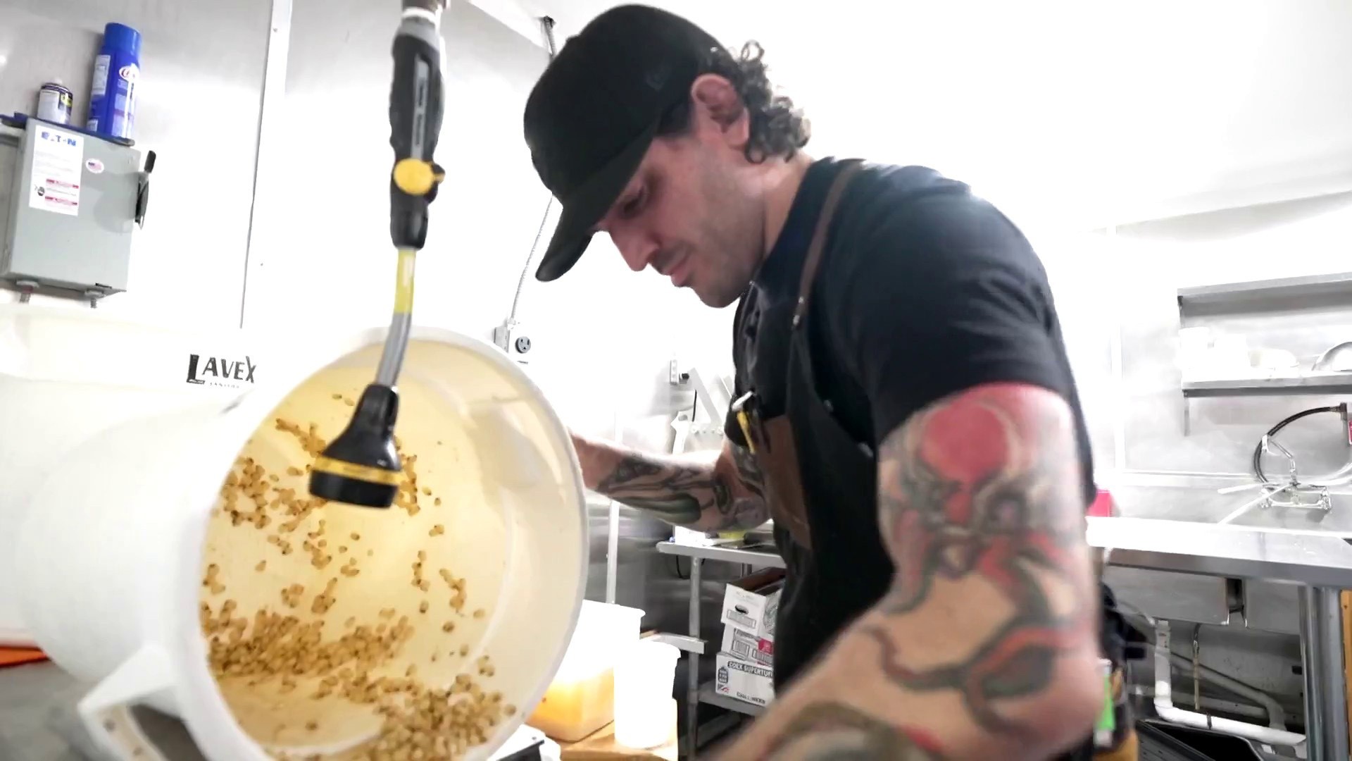 Baltimore chef feeds neighborhood kids, teaches jiu jitsu for free