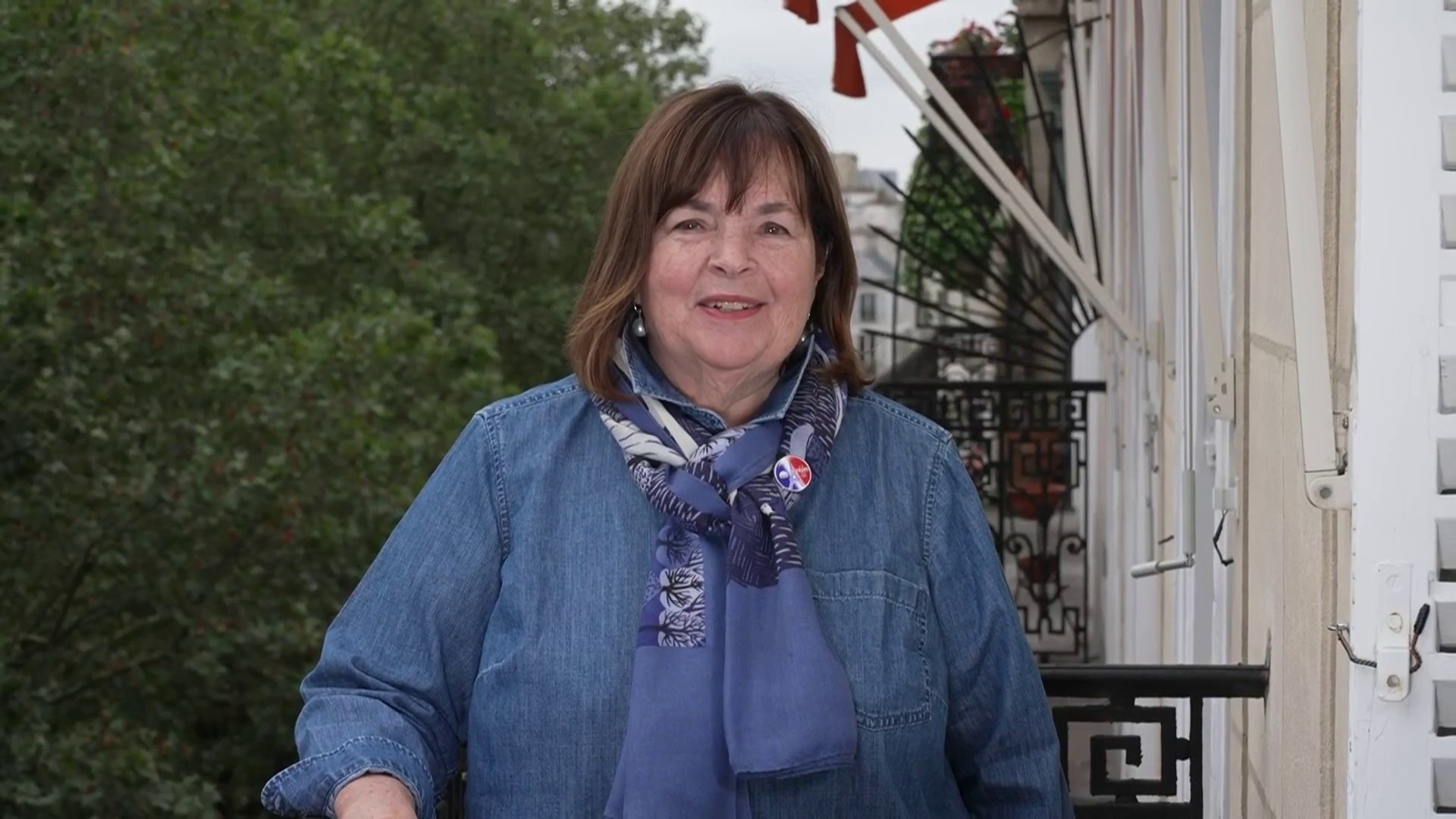 Ina Garten welcomes Savannah and Hoda to Paris!