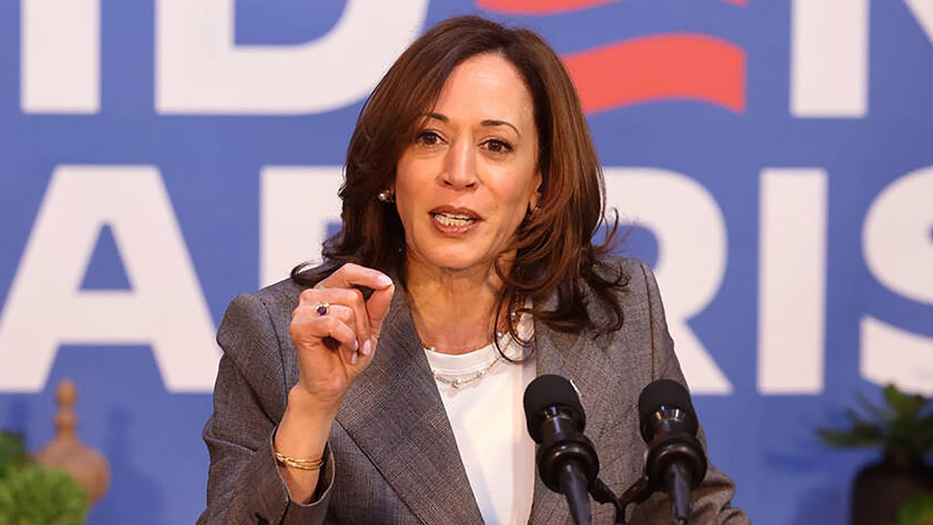 Spotlight on Kamala Harris: What to know about her political career