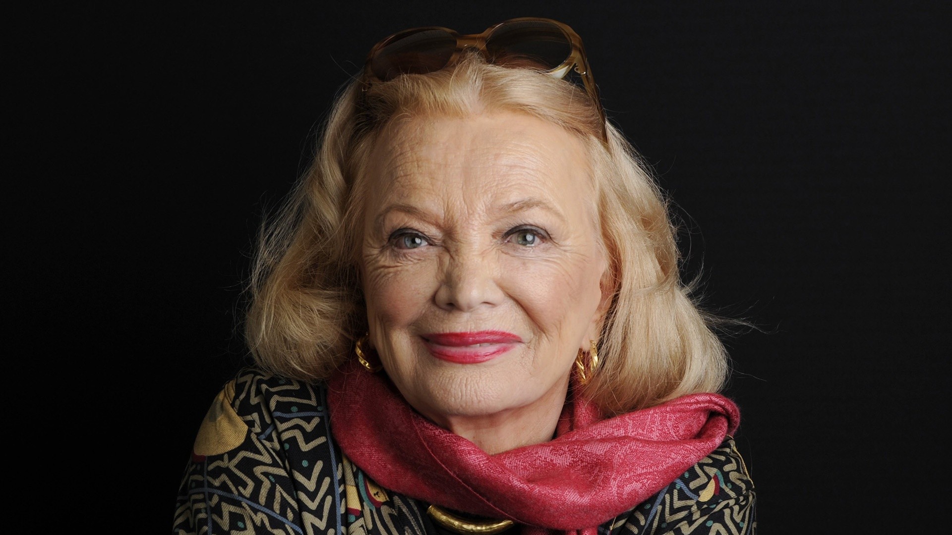 Hollywood legend and 'Notebook' star Gena Rowlands dies at 94